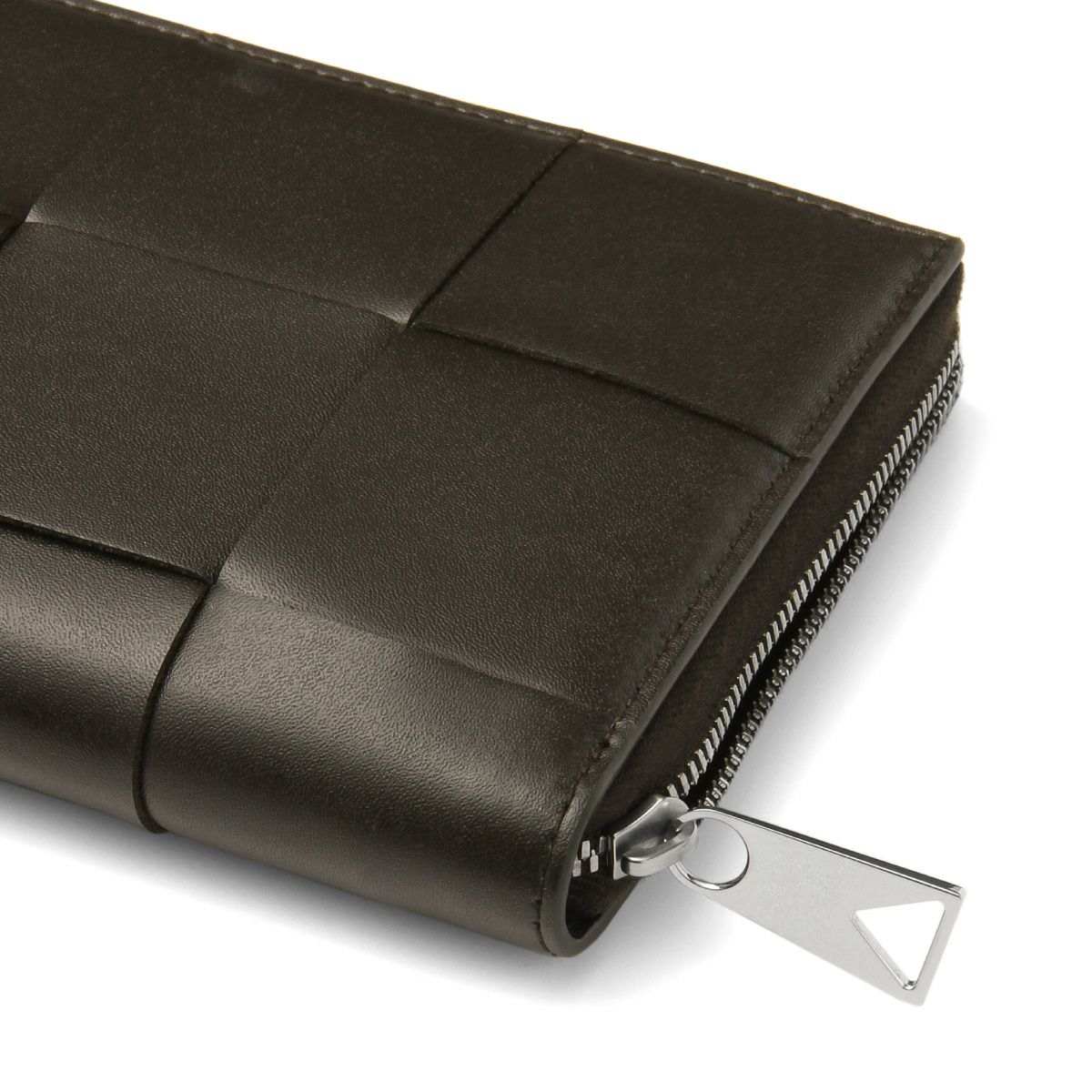 ボッテガ ヴェネタ ラウンドファスナー長財布