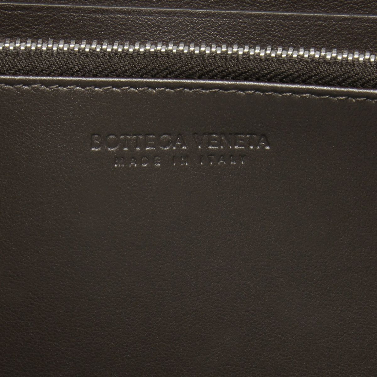 ボッテガ ヴェネタ ラウンドファスナー長財布