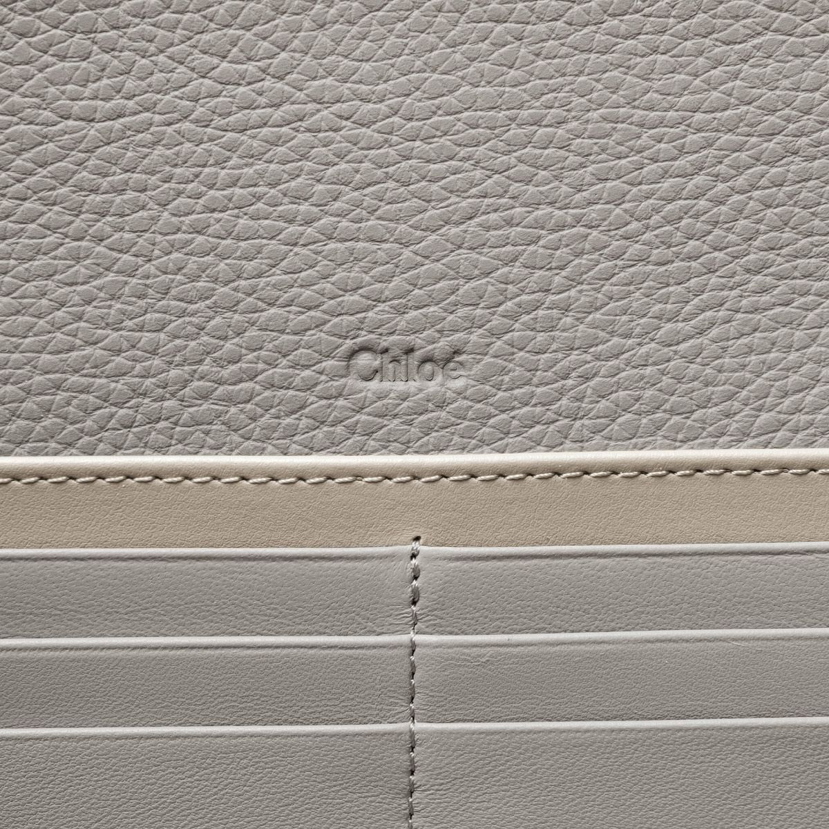 クロエ 二つ折り長財布