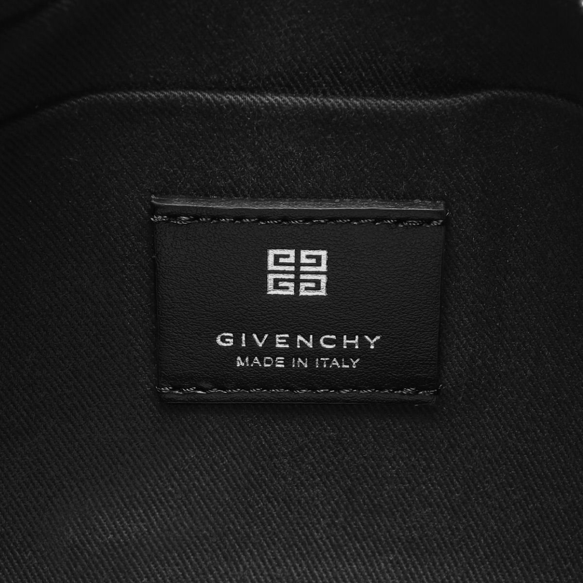 ジバンシー ショルダーバッグ