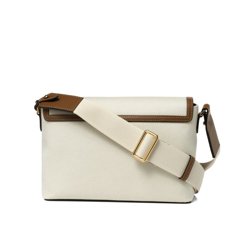 バーバリー ショルダーバッグ レディース