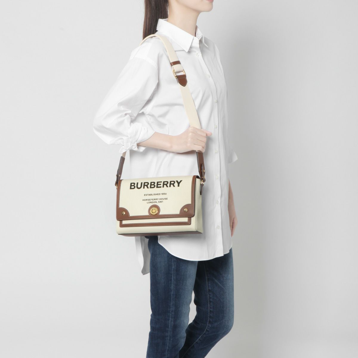 バーバリー ショルダーバッグ レディース